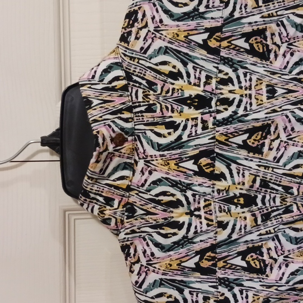 Kenny Flowers Island Classics button down - rayon - abstract print - XL - Picture 8 of 10